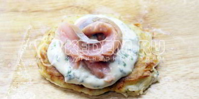 Рецепт картофельных драников с лососем