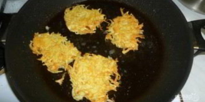 Рецепт картофельных драников с сыром