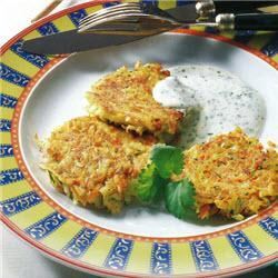 Рецепт Овощных драников с ароматным соусом