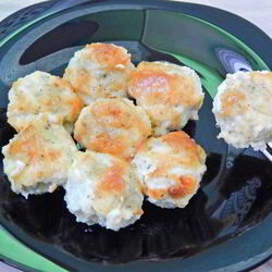 Рецепт Фрикаделек из минтая в сырно-майонезном соусе