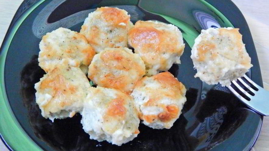 Рецепт фрикаделек из минтая в сырно-майонезном соусе