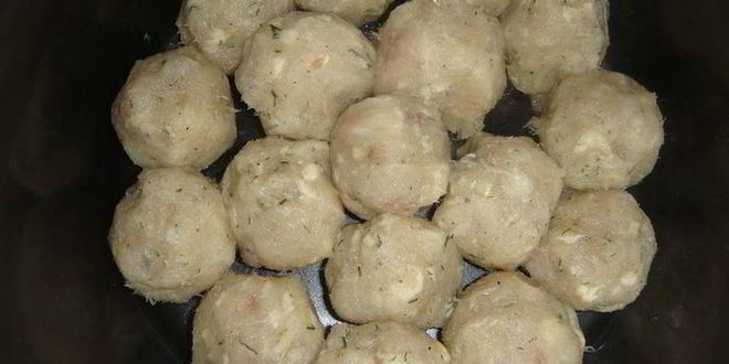 Рецепт фрикаделек из минтая в сырно-майонезном соусе