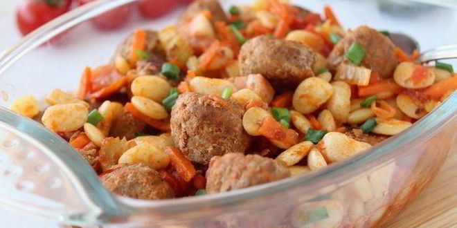 Рецепт фрикаделек с фасолью и овощами