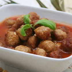 Рецепт Фрикаделек в луково-морковном соусе по-мадридски