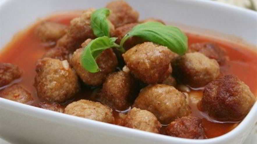 Рецепт фрикаделек в луково-морковном соусе по-мадридски