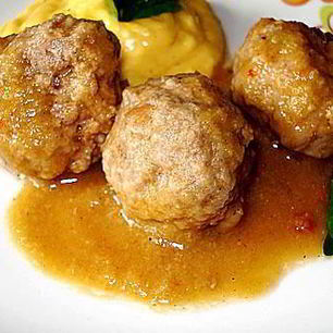 Рецепт Фрикаделек в луковом соусе