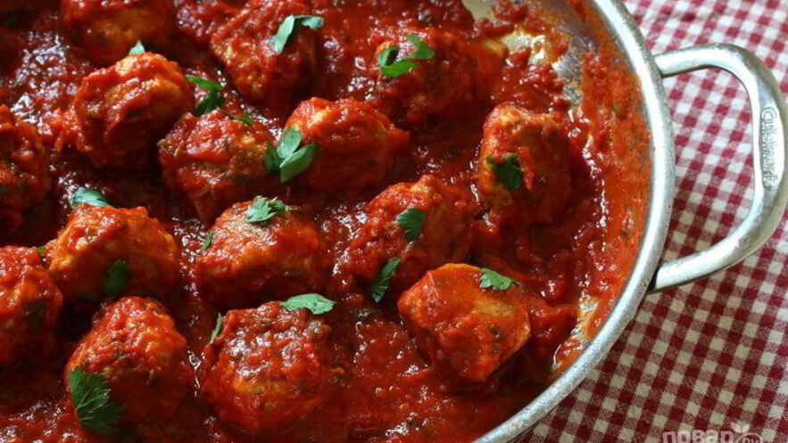 Рецепт куриных фрикаделек в соусе