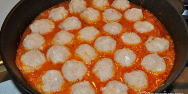 Рецепт рыбных фрикаделек в овощном соусе