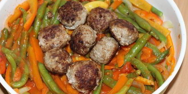 Рецепт соте со стручковой фасолью и фрикадельками