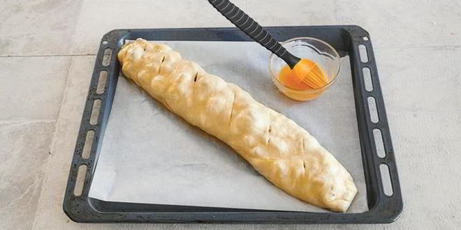 Рецепт стромболей с фрикадельками