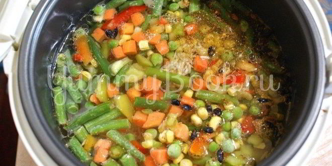 Рецепт бурого риса с мясом и овощами в мультиварке