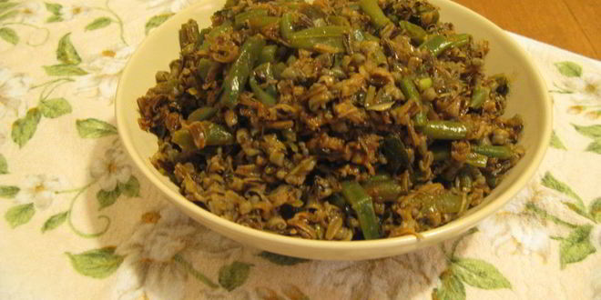 Рецепт дикого риса со стручковой фасолью и луком-пореем