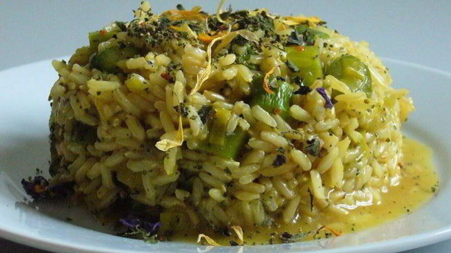 Рецепт горчичного риса со спаржей и пореем все дело в травках