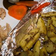 Рецепт Картофеля по-деревенски с чесноком