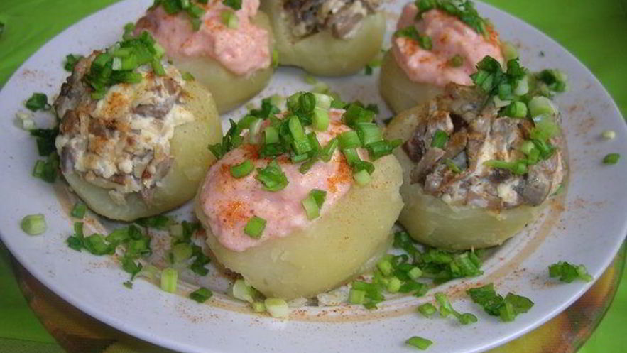Рецепт картофеля с двумя начинками