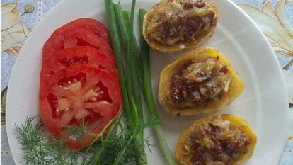 Рецепт Картошки с колбасой в духовке