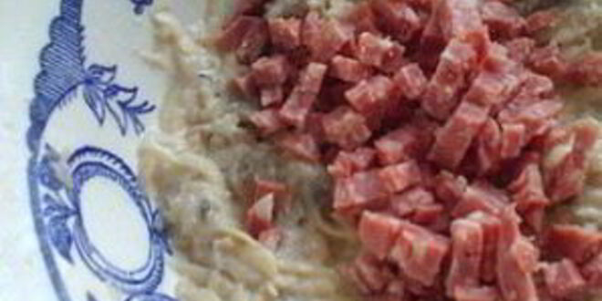 Рецепт картошки с колбасой в духовке