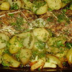 Рецепт Картошки с куриной грудкой , зеленью и пряными травами