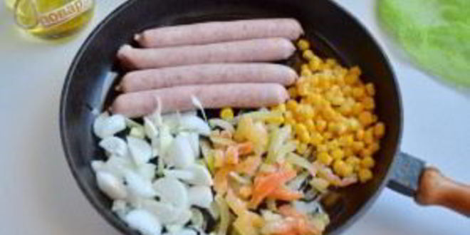 Рецепт риса с куриными колбасками