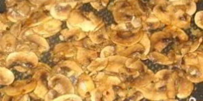 Рецепт жареной картошки с шампиньонами и луком