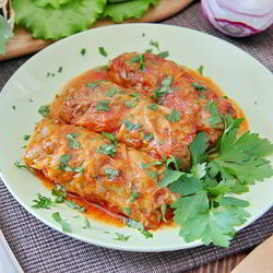 Рецепт Голубцов из молодой капусты с фаршем и чечевицей