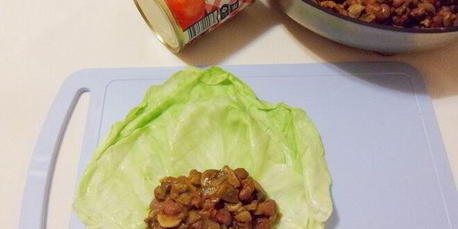 Рецепт голубцов с консервированной фасолью и грибами