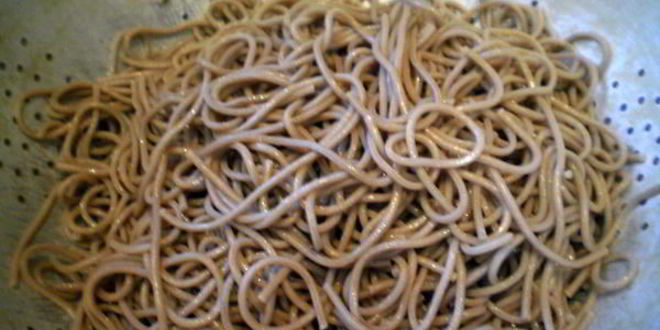 Рецепт гречневой лапши с овощами и мясом