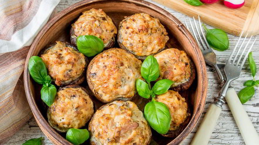 Рецепт фаршированных шампиньонов с курицей