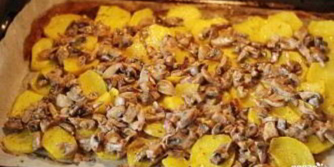 Рецепт грибов со свининой и картофелем в духовке