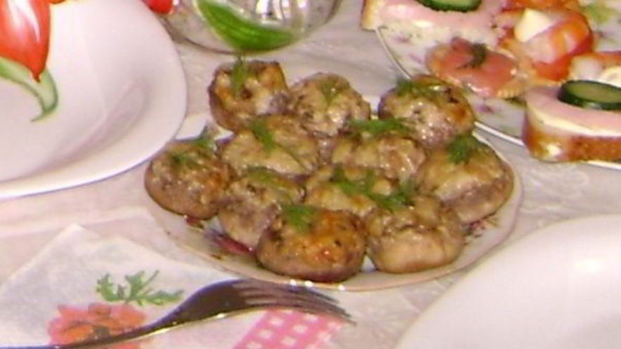 Рецепт шампиньонов, фаршированных орешками