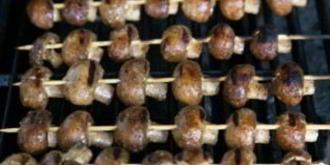 Рецепт шампиньонов на шпажках