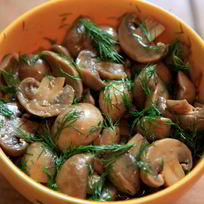 Шампиньоны по-гречески