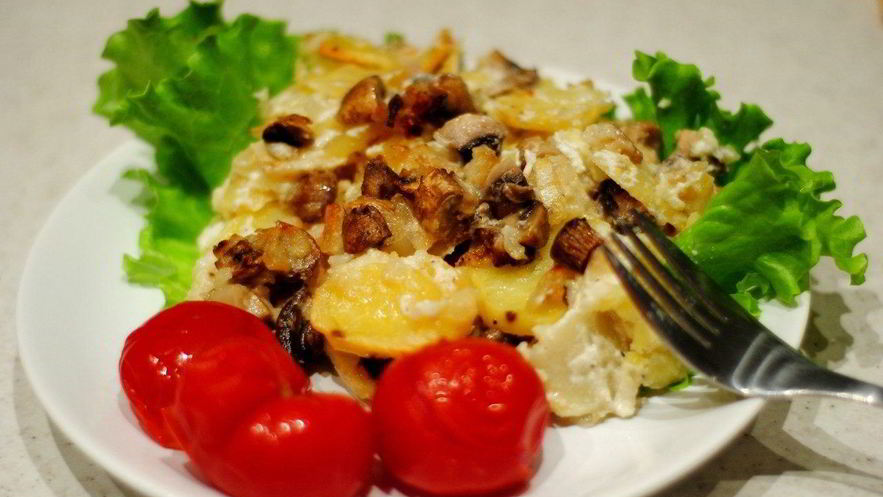 Рецепт шампиньонов с картошкой в сметане