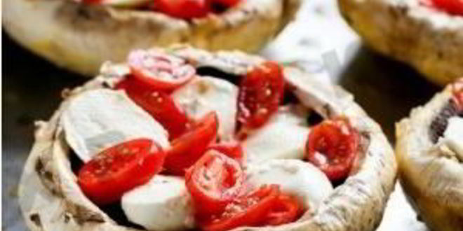 Рецепт шампиньонов с помидорами и чесночным маслом