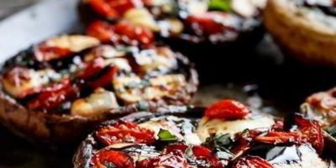 Рецепт шампиньонов с помидорами и чесночным маслом