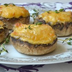 Рецепт Шампиньонов запеченных с баклажанами и сыром