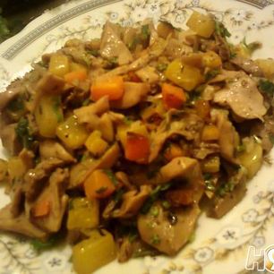 Рецепт Тушеных шампиньонов с тыквой и орегано
