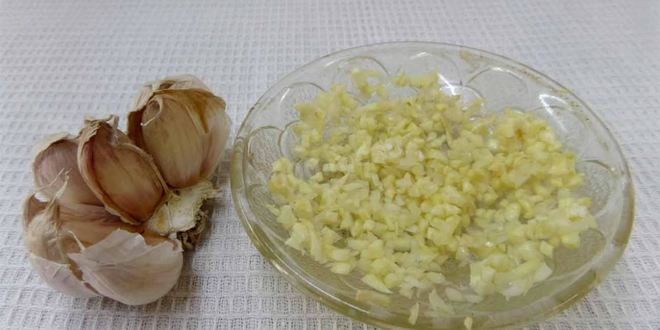 Рецепт жареных грибов с чесноком