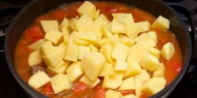 Рецепт гуляша из говядины с картошкой