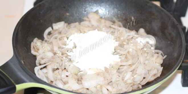 Рецепт гуляша из говядины с подливкой