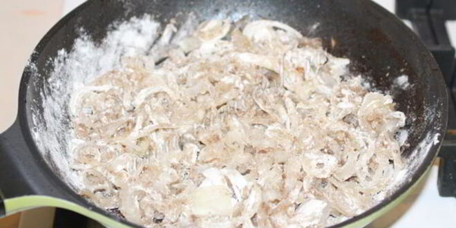 Рецепт гуляша из говядины с подливкой