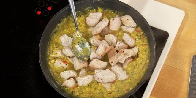 Рецепт гуляша из индейки в кукурузном соусе