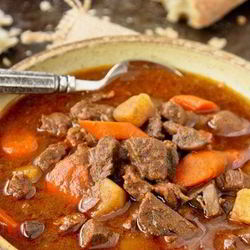 Рецепт Гуляша по-венгерски с фасолью