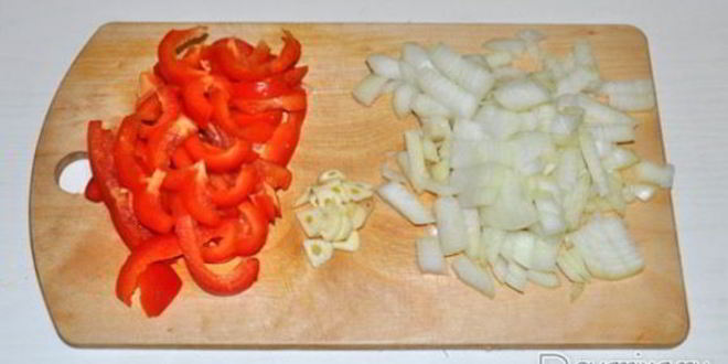 Рецепт гуляша с мясом индейки