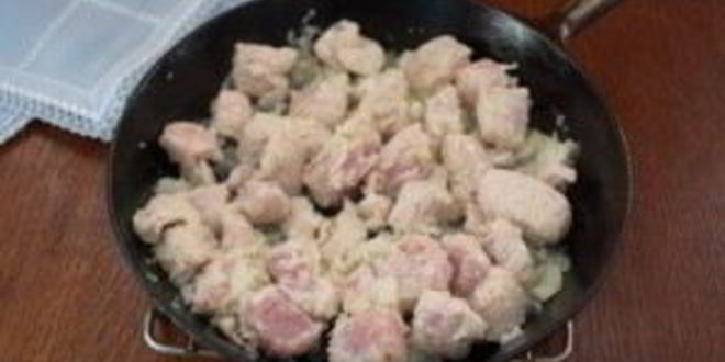 Рецепт гуляша с подливкой