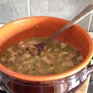 Рецепт Спеццатино — итальянского гуляша с зеленым горошком