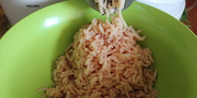 Рецепт диетических куриных котлет в духовке