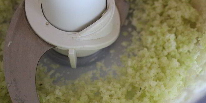 Рецепт диетических куриных котлет в духовке