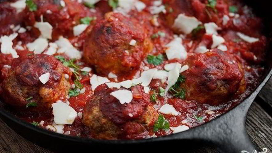 Рецепт котлет в духовке с подливкой