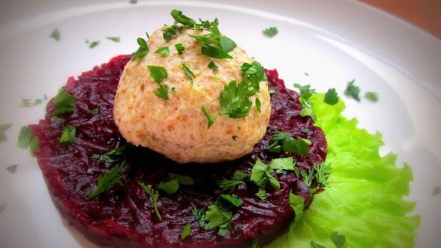 Рецепт паровых пшенных котлет с отрубями и курицей